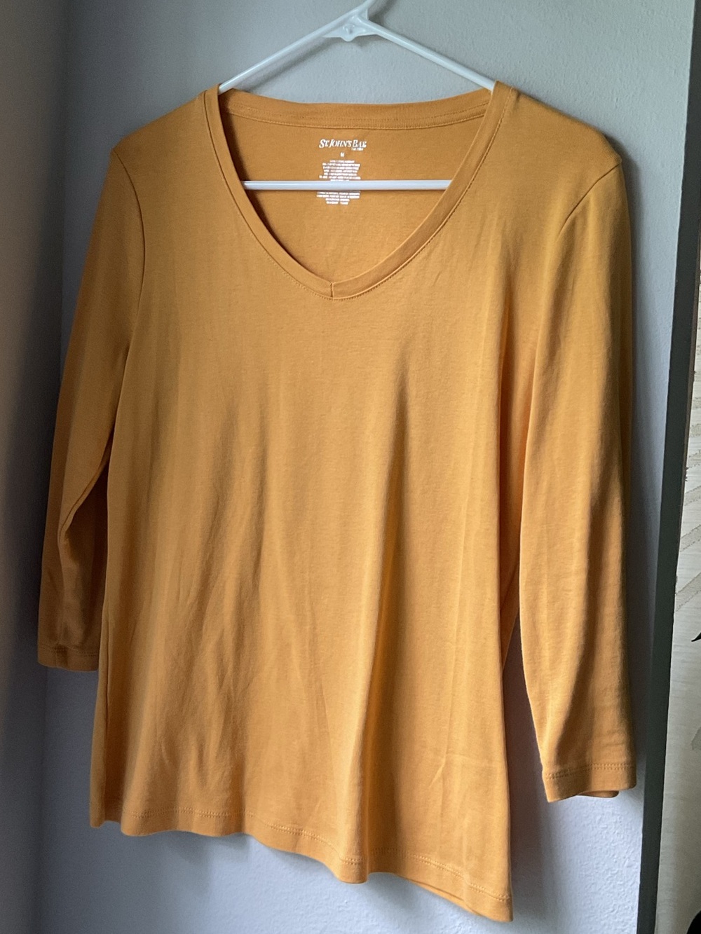 St. John's Bay Mustard V-Neck Quarter Sleeve Top